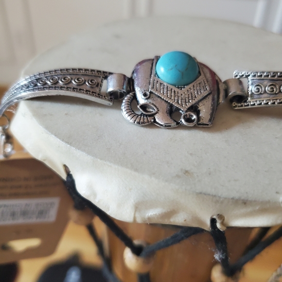 Semi-Precious Elephant Stone Bracelet - Picture 3 of 3